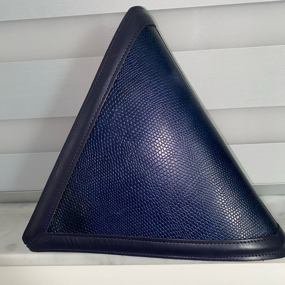 Rare 1980s Navy Roberto Vascon - Leather Bag - 80s Vintage - Triangular Shaped